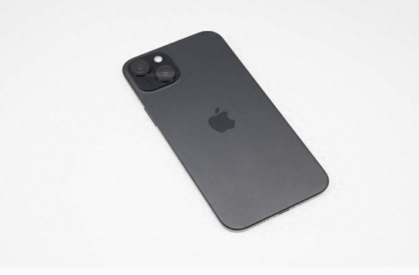绥芬河苹果手机维修分享iPhone 15 Plus换电池 